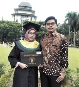 Kholidil Amin dan Azizah