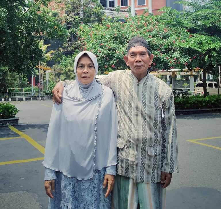 Kakek Nenek Kholidil Amin